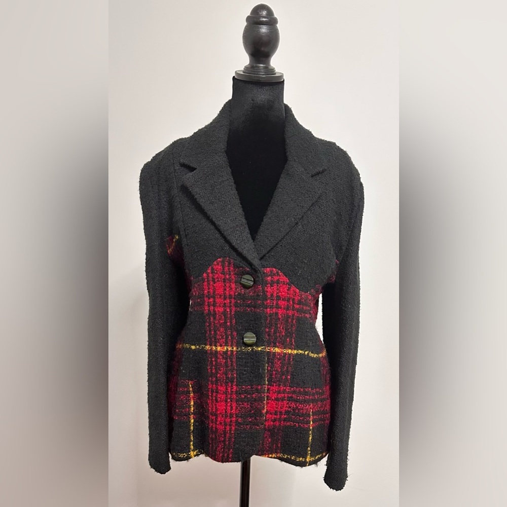 Exquisite French Wool Blazer!